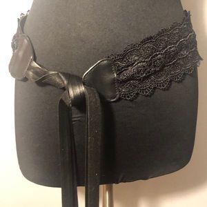 Wrap around lace fringe tie belt